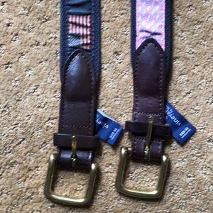 Vineyard Vines set of men’s pink with whales & American flag size 32 belts